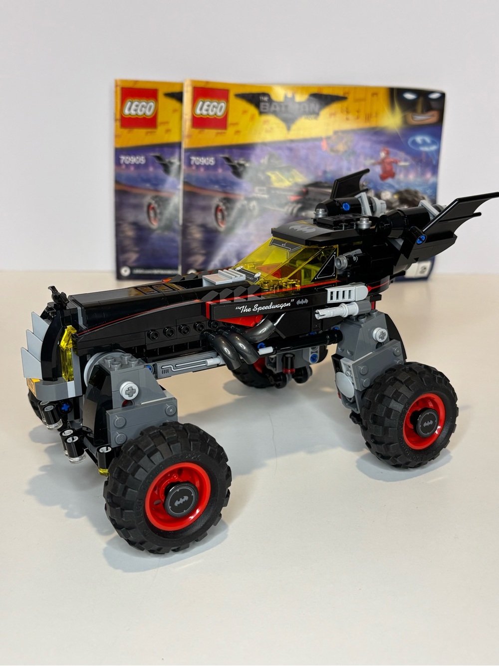 LEGO #70905 The Batmobile - Picture 8 of 16